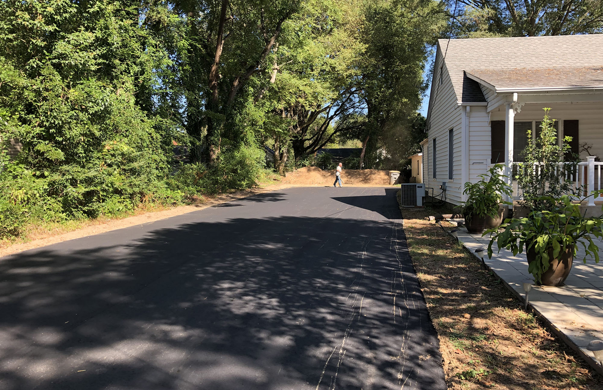 What to Expect From a Driveway Company During Residential Work